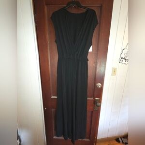 Elegant Black Cap Sleeve Jumpsuit